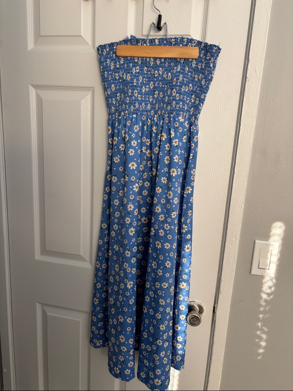 SHEIN Blue Daisy Smocked Midi Dress